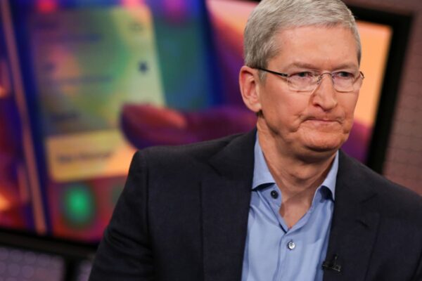 Apple drops 5% after notching best day since 1998 newsthirst.