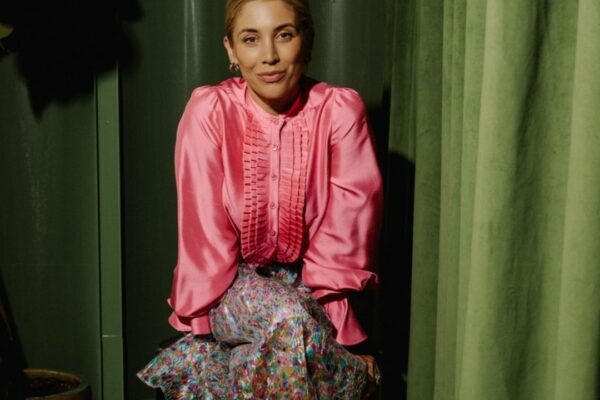 Formula Fig’s JJ Walsh on Her Skincare Routine Filled With High-Tech Facials, Salmon DNA and LED-Light Therapy newsthirst.